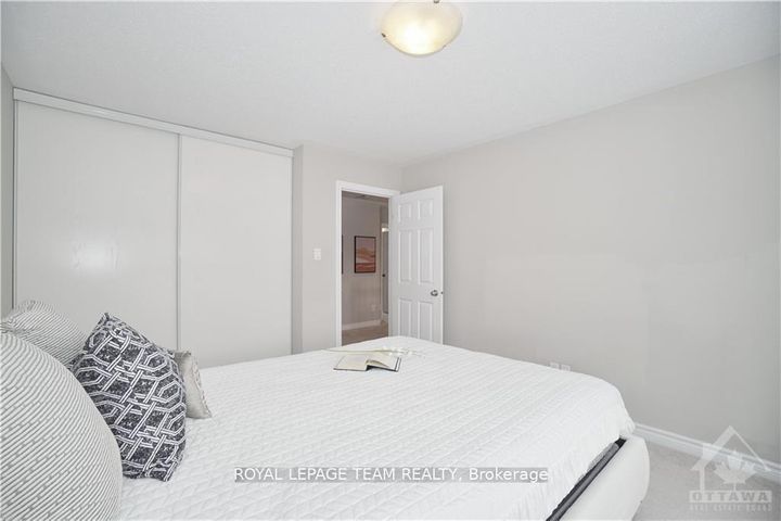 Photo 36 at 365 LANGRELL Crescent, Nepean (Strandherd), Ottawa