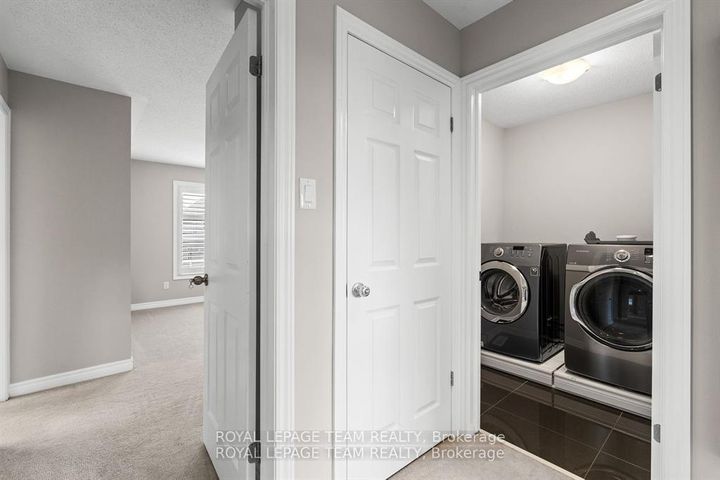 Photo 42 at 365 LANGRELL Crescent, Nepean (Strandherd), Ottawa