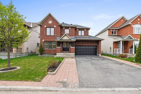 Photo 3 at 365 LANGRELL Crescent, Nepean (Strandherd), Ottawa