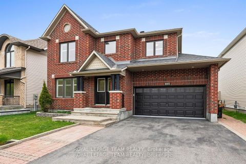 Photo 4 at 365 LANGRELL Crescent, Nepean (Strandherd), Ottawa