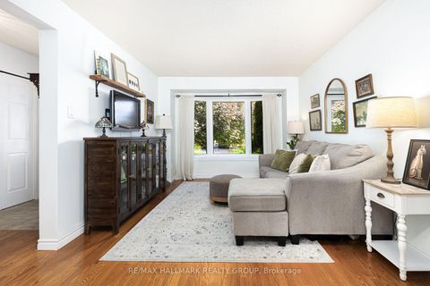 Photo 7 at 642 Steller Street, Fallingbrook/Pineridge, Orleans