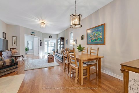 Photo 9 at 35 Perthmore Street, Perth