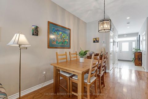 Photo 10 at 35 Perthmore Street, Perth