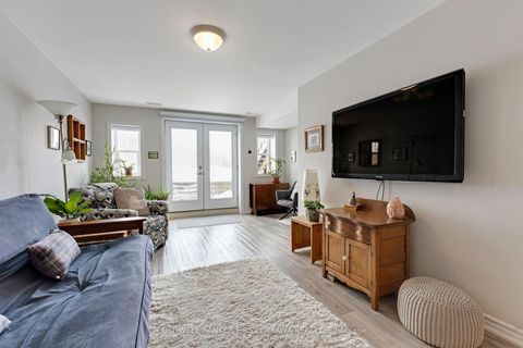 Photo 27 at 35 Perthmore Street, Perth