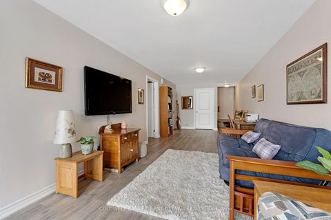 Photo 28 at 35 Perthmore Street, Perth