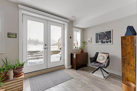 Photo 29 at 35 Perthmore Street, Perth