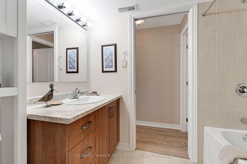 Photo 37 at 35 Perthmore Street, Perth