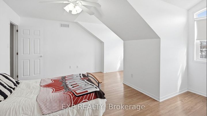 Photo 29 at 222 DEERCROFT Avenue, Nepean (Longfields), Ottawa