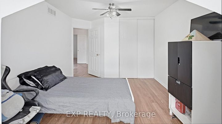 Photo 32 at 222 DEERCROFT Avenue, Nepean (Longfields), Ottawa