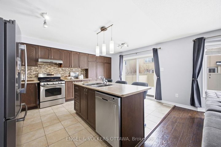 Photo 11 at 2206 Watercolours Way, Nepean (Half Moon Bay), Ottawa