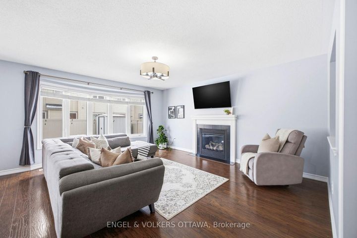 Photo 13 at 2206 Watercolours Way, Nepean (Half Moon Bay), Ottawa
