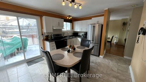Photo 5 at 56 Fieldgate Drive, Nepean (Knollsbrook), Ottawa
