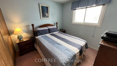 Photo 9 at 56 Fieldgate Drive, Nepean (Knollsbrook), Ottawa