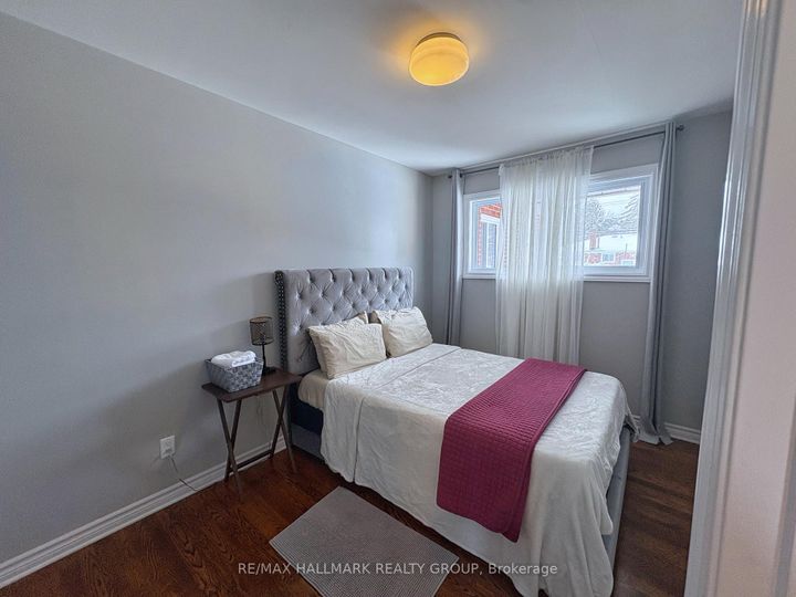 Photo 14 at 18 Forest Park Avenue, Nepean (City View/Skyline/Fisher Heights/Parkwood Hills), Ottawa