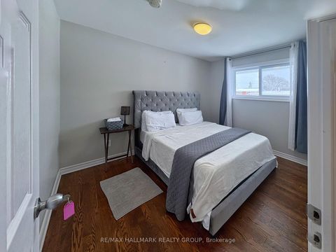 Photo 12 at 18 Forest Park Avenue, Nepean (City View/Skyline/Fisher Heights/Parkwood Hills), Ottawa