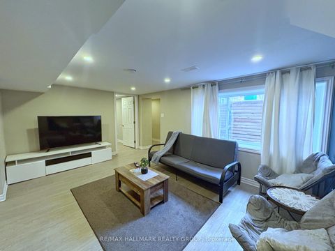 Photo 20 at 18 Forest Park Avenue, Nepean (City View/Skyline/Fisher Heights/Parkwood Hills), Ottawa