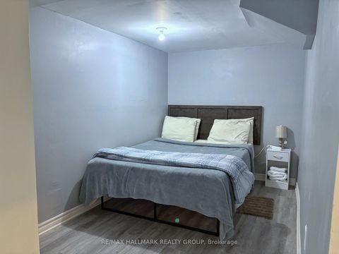 Photo 28 at 18 Forest Park Avenue, Nepean (City View/Skyline/Fisher Heights/Parkwood Hills), Ottawa