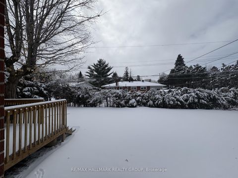 Photo 33 at 18 Forest Park Avenue, Nepean (City View/Skyline/Fisher Heights/Parkwood Hills), Ottawa