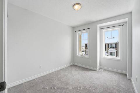 Photo 11 at 145 Gelderland Private, Emerald Meadows/Trailwest, Kanata