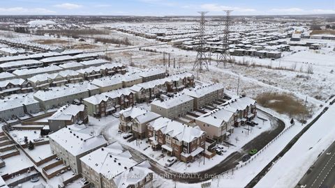 Photo 18 at 145 Gelderland Private, Emerald Meadows/Trailwest, Kanata