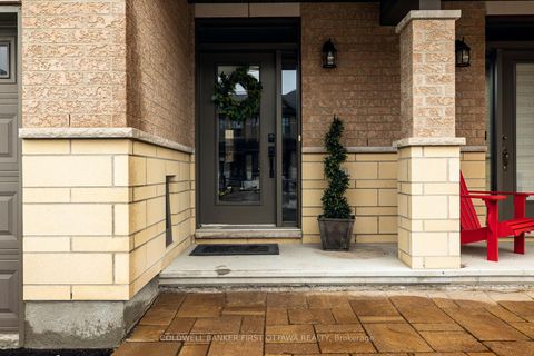 Photo 2 at 211 PURCHASE Crescent, Stittsville (South), Stittsville