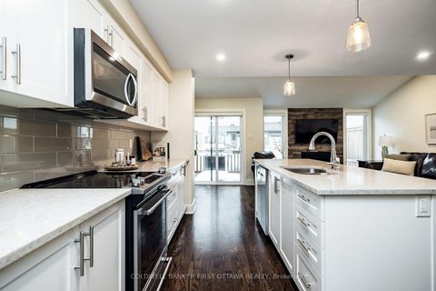 Photo 13 at 211 PURCHASE Crescent, Stittsville (South), Stittsville