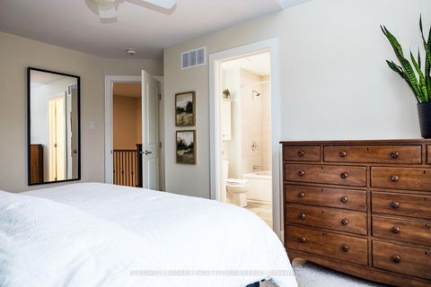 Photo 28 at 211 PURCHASE Crescent, Stittsville (South), Stittsville