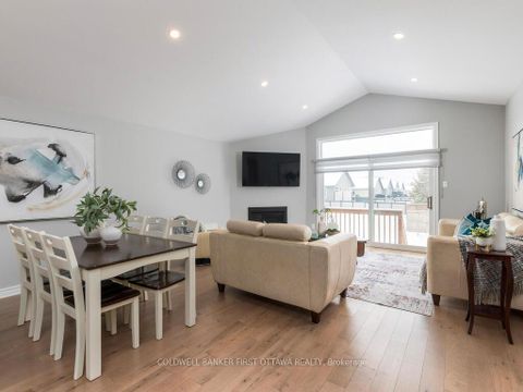 Photo 11 at 627 Bracewell Street, Mississippi Mills (Ramsay) Twp, Mississippi Mills