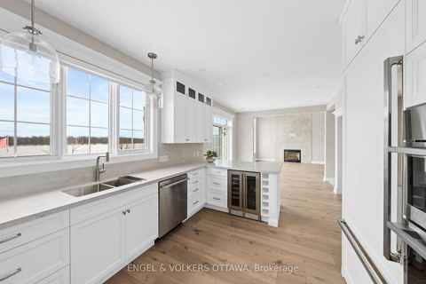 Photo 17 at 6373 Radisson Way, Hiawatha Park/Convent Glen, Orleans