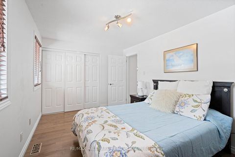 Photo 23 at 6068 MEADOWGLEN Drive, Chapel Hill, Orleans