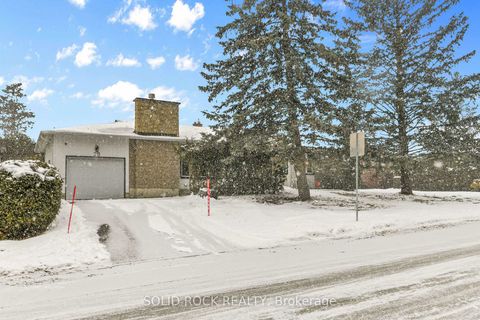 Photo 3 at 28 Carbrooke Street, Glencairn/Hazeldean, Kanata