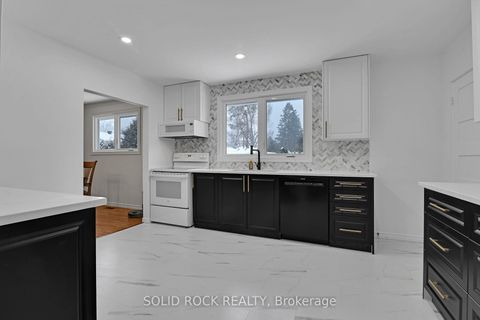 Photo 11 at 28 Carbrooke Street, Glencairn/Hazeldean, Kanata