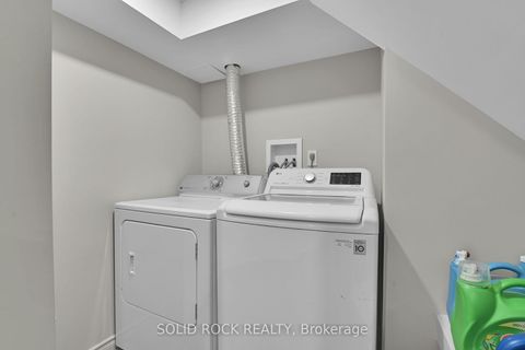 Photo 26 at 28 Carbrooke Street, Glencairn/Hazeldean, Kanata