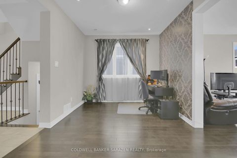 Photo 3 at 906 Whimbrel Way, Nepean (Half Moon Bay), Ottawa