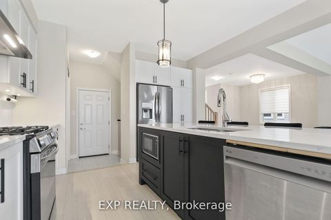 Photo 13 at 224 Pursuit Terrace, Goulbourn Twp From Franktown Rd/South To Rideau, Stittsville