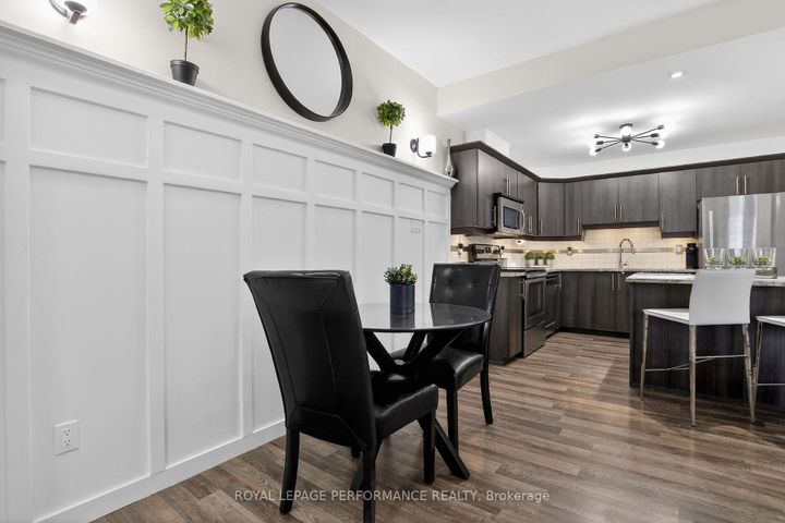 Photo 6 at B - 135 Harthill Way, Nepean (Heritage Park), Ottawa