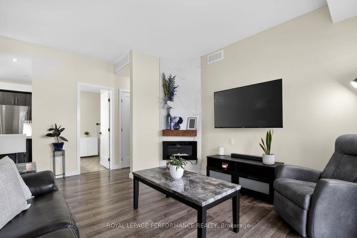 Photo 21 at B - 135 Harthill Way, Nepean (Heritage Park), Ottawa