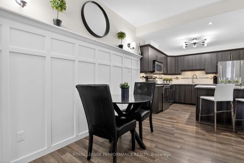 Photo 6 at B - 135 Harthill Way, Nepean (Heritage Park), Ottawa