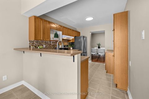 Photo 16 at 35 Randall James Drive, Stittsville (Central), Stittsville