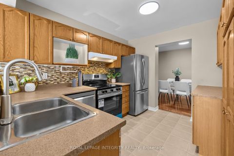 Photo 17 at 35 Randall James Drive, Stittsville (Central), Stittsville