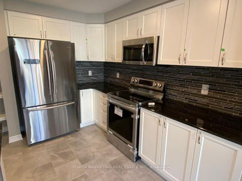 Photo 3 at 507 NORDMANN FIR Court, Emerald Meadows/Trailwest, Kanata