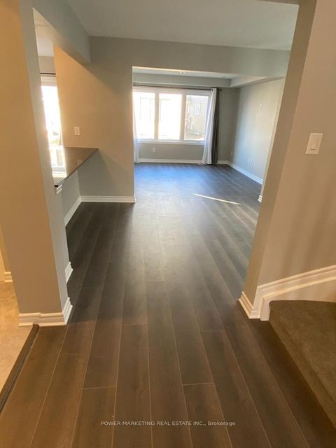 Photo 10 at 507 NORDMANN FIR Court, Emerald Meadows/Trailwest, Kanata