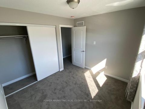 Photo 11 at 507 NORDMANN FIR Court, Emerald Meadows/Trailwest, Kanata