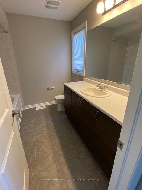 Photo 13 at 507 NORDMANN FIR Court, Emerald Meadows/Trailwest, Kanata