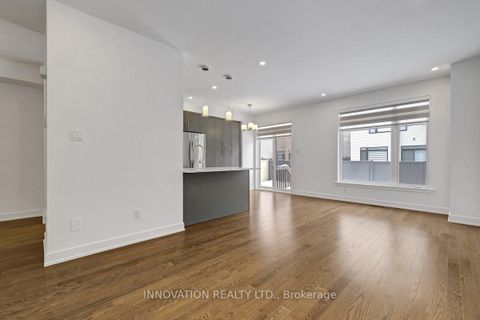 Photo 10 at 2349 Goldhawk Drive, Stittsville (South), Stittsville