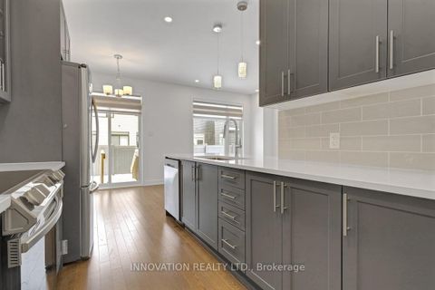 Photo 18 at 2349 Goldhawk Drive, Stittsville (South), Stittsville