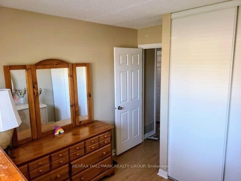 Photo 23 at 119 Teal Crescent, Chatelaine Village, Orleans