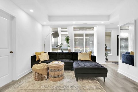 Photo 9 at H - 300 Tulum Crescent, Emerald Meadows/Trailwest, Kanata