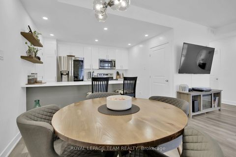 Photo 16 at H - 300 Tulum Crescent, Emerald Meadows/Trailwest, Kanata
