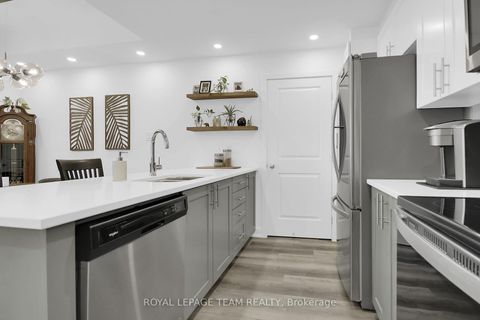 Photo 23 at H - 300 Tulum Crescent, Emerald Meadows/Trailwest, Kanata